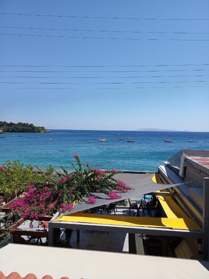 Buganvilla Sea View Apts 阿齐亚·佩拉加 外观 照片