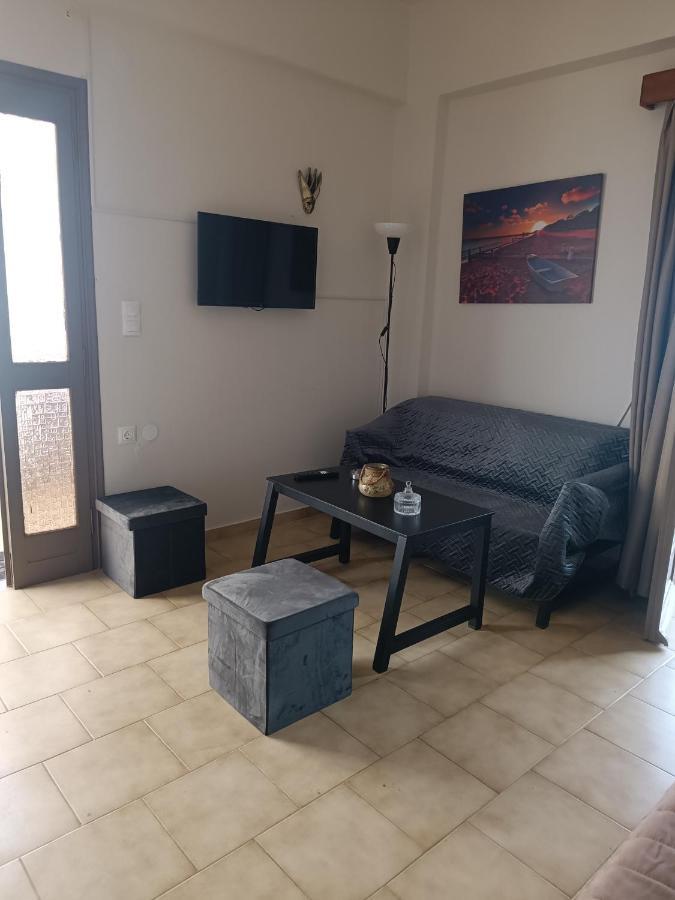 Buganvilla Sea View Apts 阿齐亚·佩拉加 外观 照片